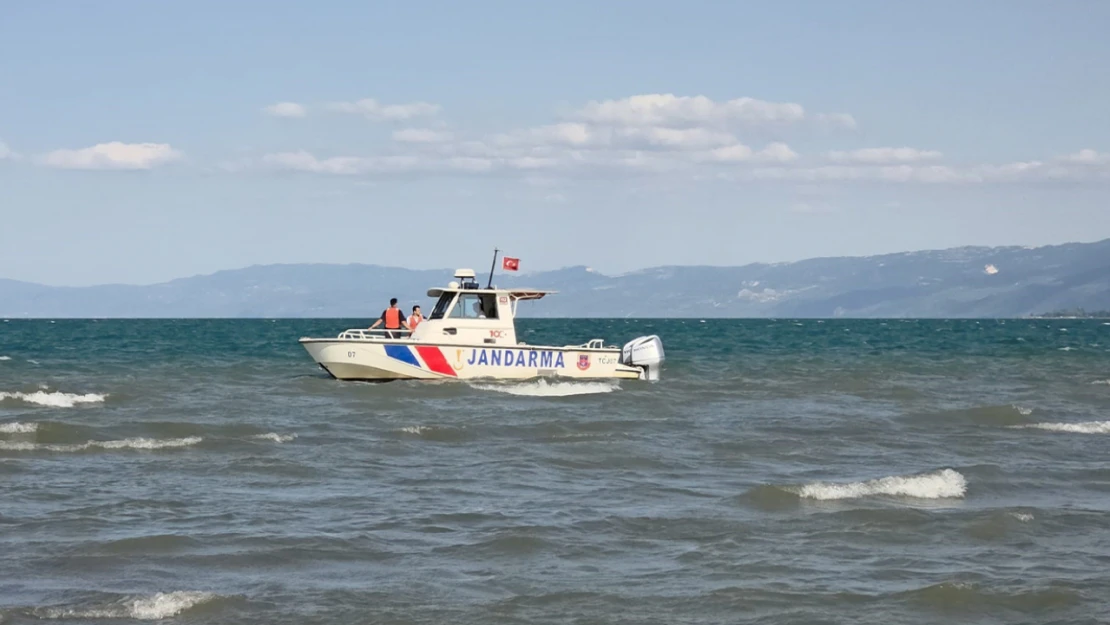 İznik Gölü'ne giren iki kuzenden üzücü haber..