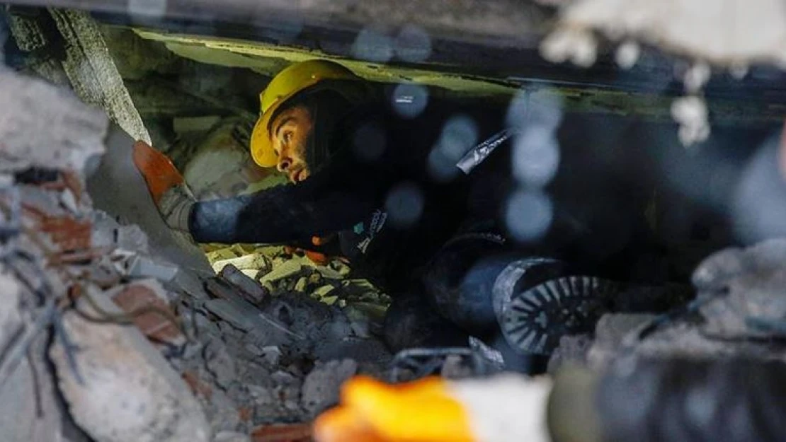 Japon deprem uzmanı: Türkiye'deki deprem, dünyadaki en büyük kara depremlerinden biri