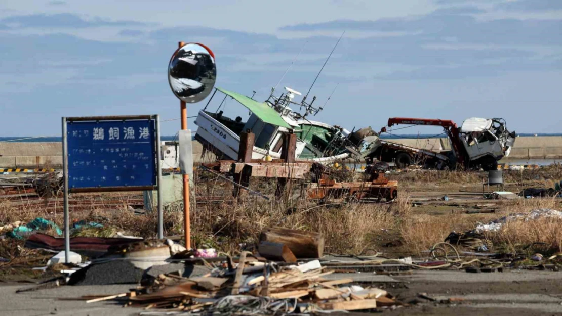 Japonya'daki 7.6'lık depremde can kaybı 213'e yükseldi
