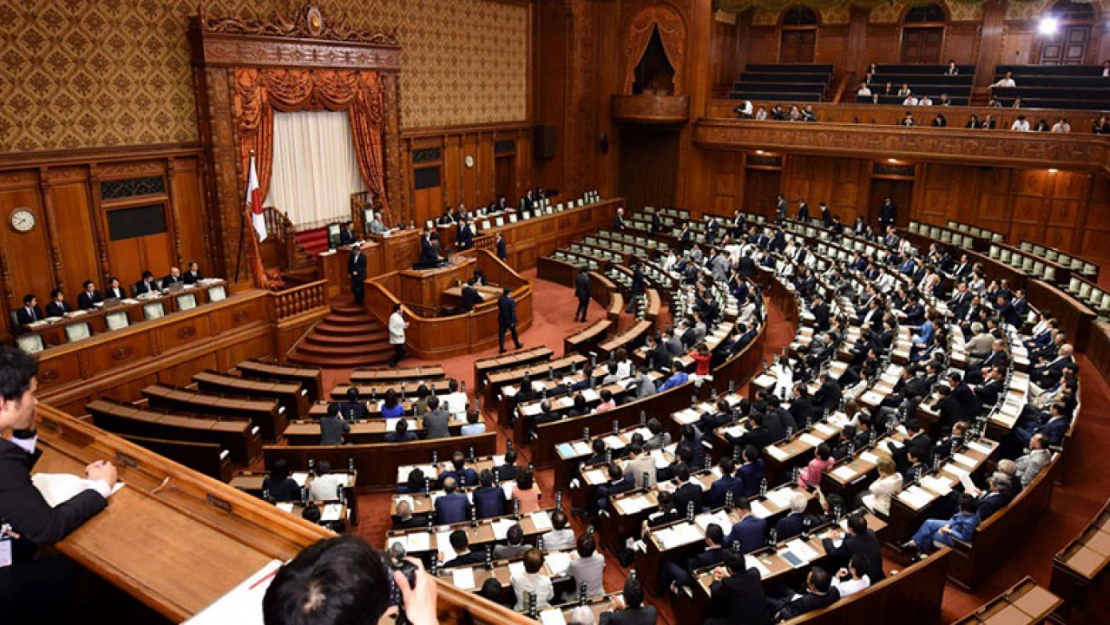 Japonya Ulusal Meclisi'ne bombalı saldırı tehdidi