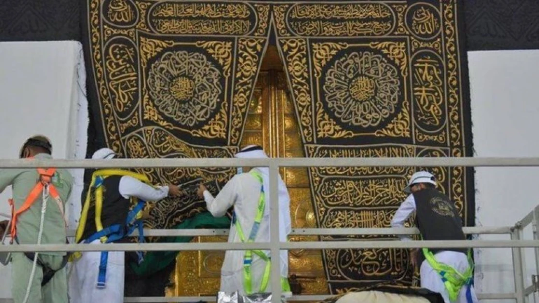 Kabe örtüsü değiştirilme işlemi 30 Temmuz'a alındı