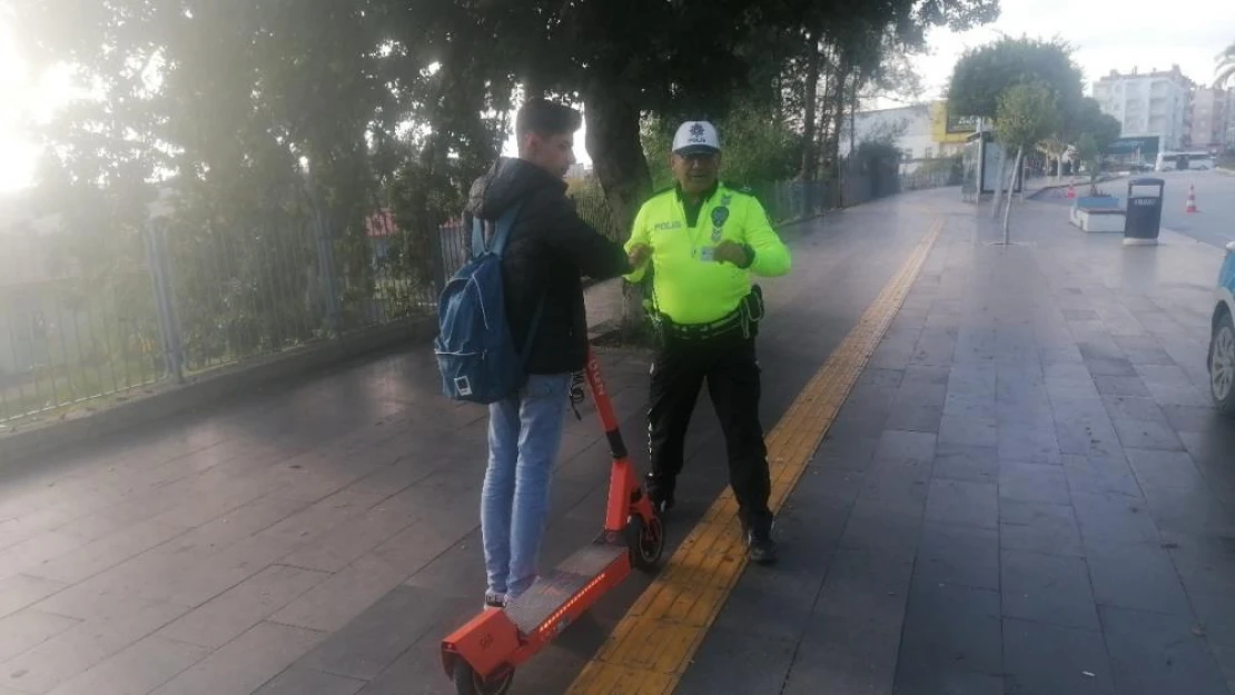 Kaldırımda scooter ve elektrikli bisiklet kullanımına ceza