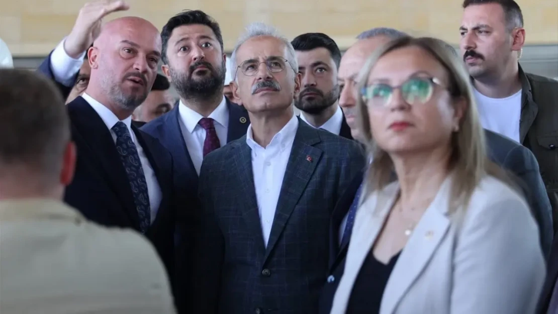 Kapadokya Havalimanı Yeni Terminal Binasında İnceleme