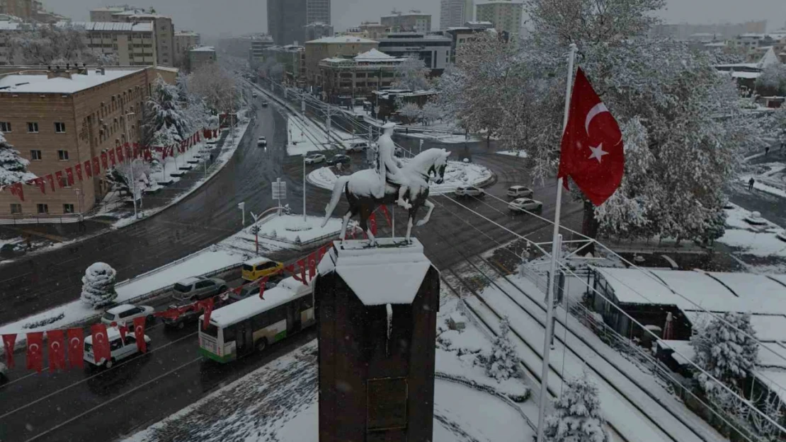 Kayseri'de kasım ayında son 20 yılın en fazla kar yağışı yaşandı