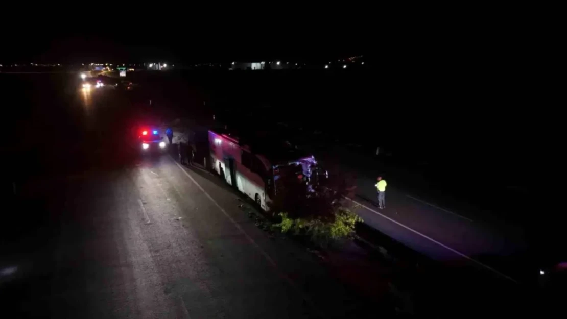 Kayseri'de Otobüs Kazası: 1 Ölü, 13 Yaralı