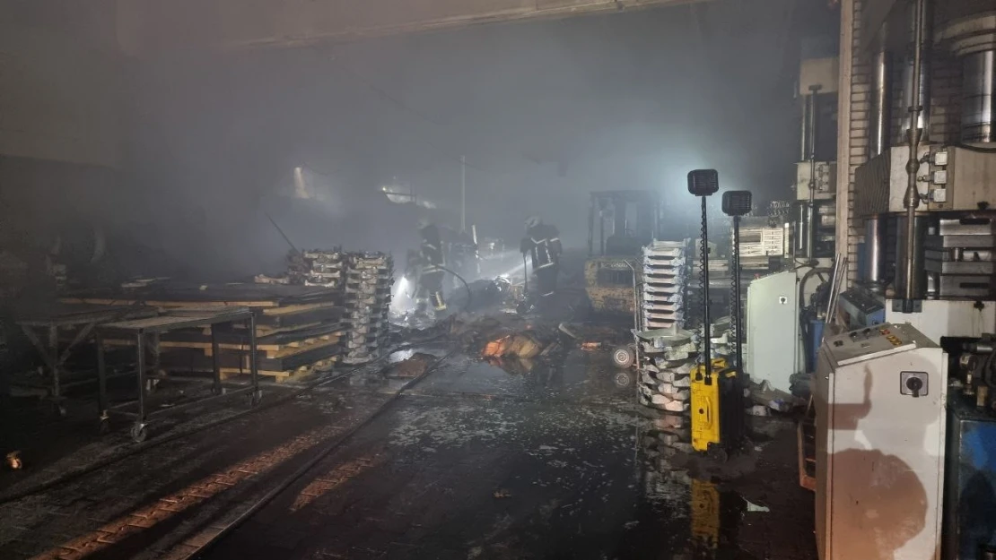 Kayseri'de soba imalathanesinde yangın