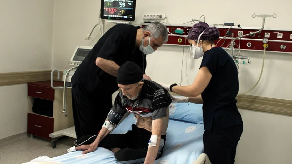 Kayseri Devlet Hastanesi'nde tedavi gören tek covid hastası kaldı