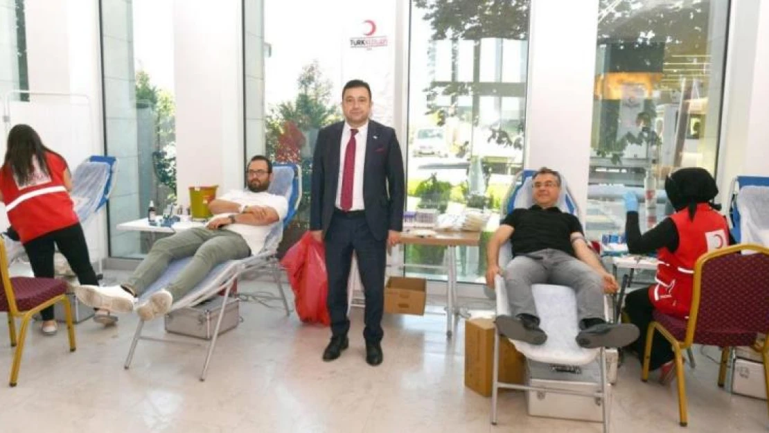 Kayseri OSB'den Kızılay'a kan bağışı