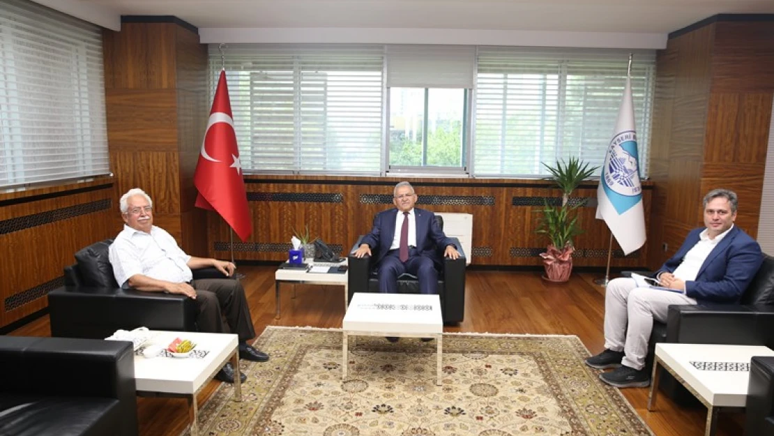 Kayseri yaz gecelerinde &quotEyvan Sohbetleri"