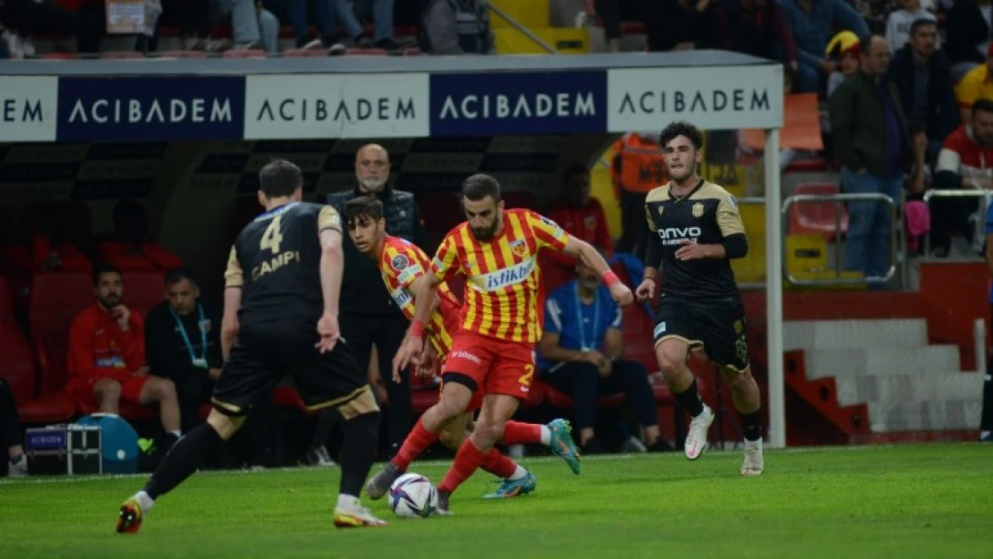 Kayserispor: 3 - Yeni Malatyaspor: 0 (Maç Sonucu)