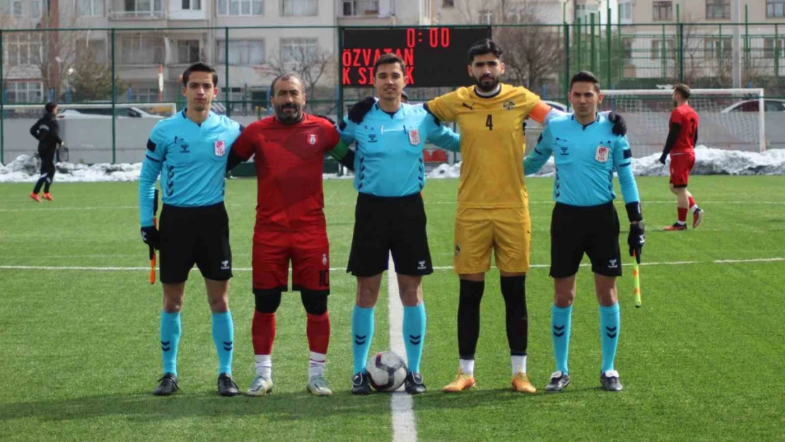 Kocasinan Şimşekspor galibiyetle başladı