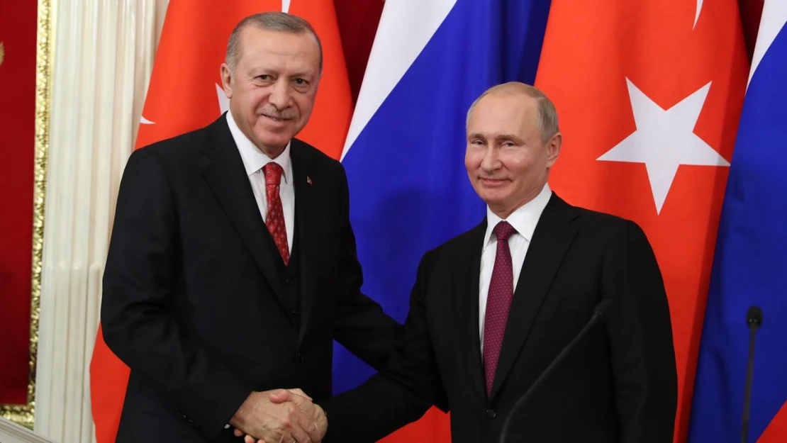 Kremlin: Türkiye, Batı'nın baskısına rağmen Rusya'ya ilişkilerinde egemenliğini koruyor