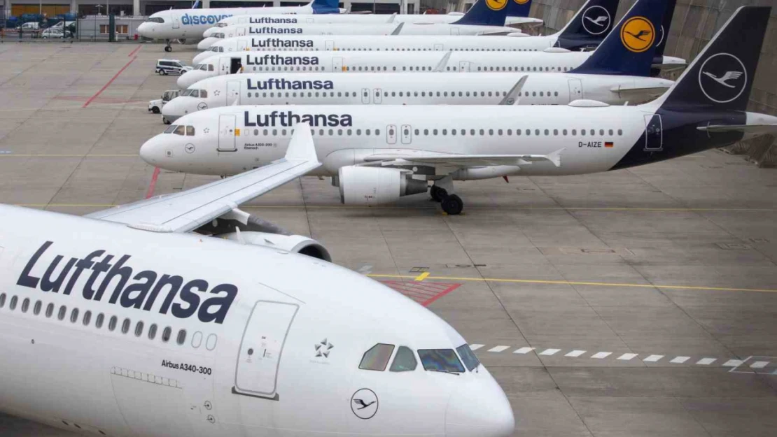 Lufthansa, İran'ın beklenen saldırısı nedeniyle Tahran uçuşlarını durdurdu