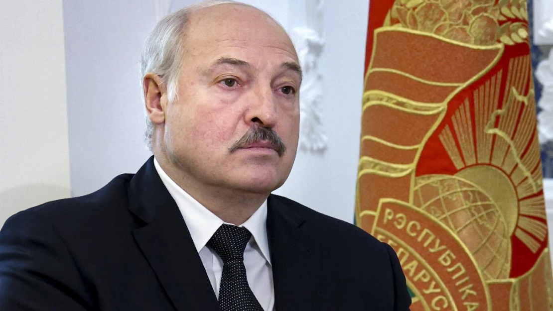 Lukaşenko: Moskova saldırganlarının Belarus'a girmesini engelledik