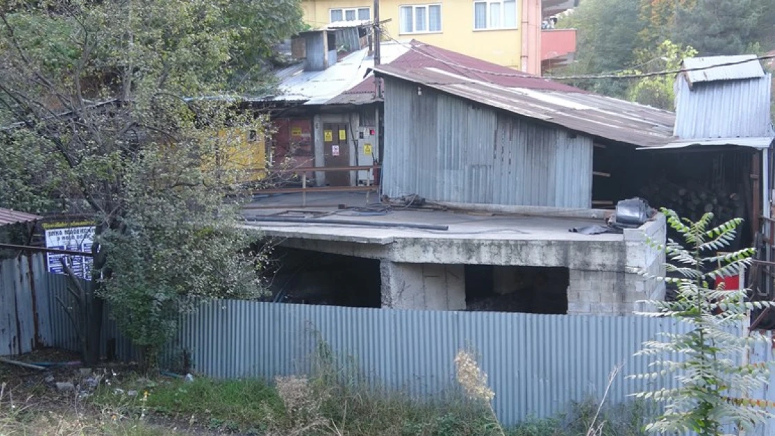 Maden ocağında patlama: 2'si ağır 4 yaralı