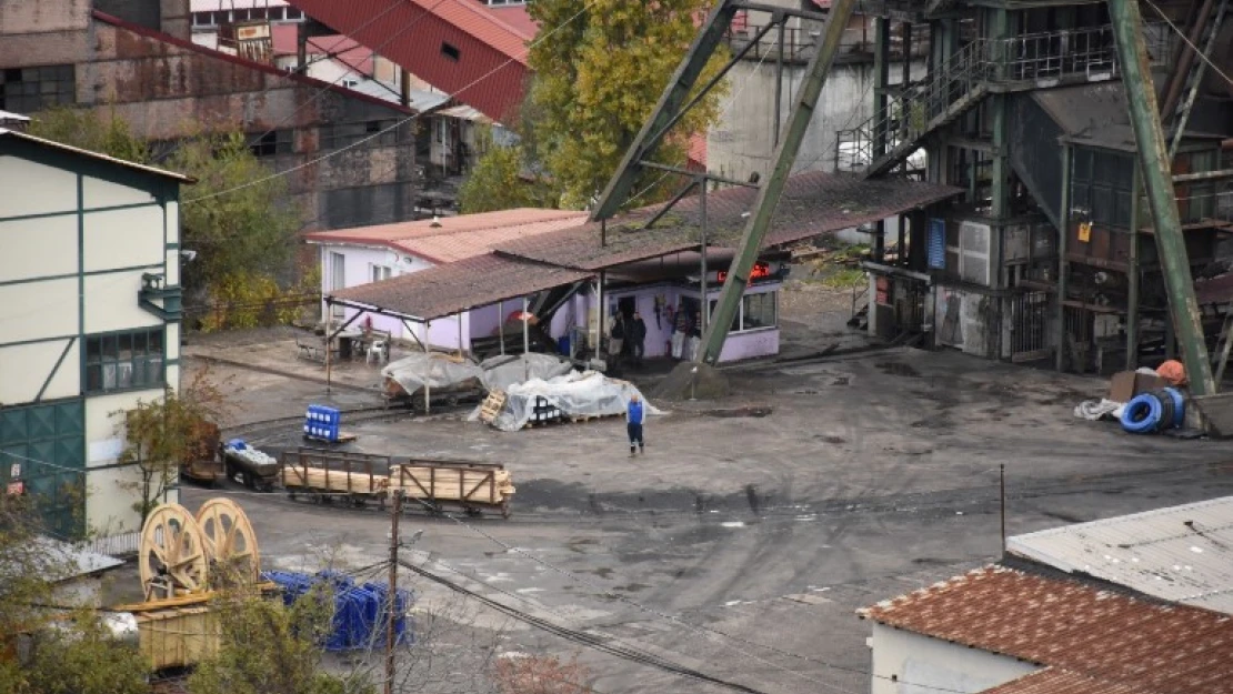 Maden ocağındaki yangına karşı 4. baraj inşa ediliyor
