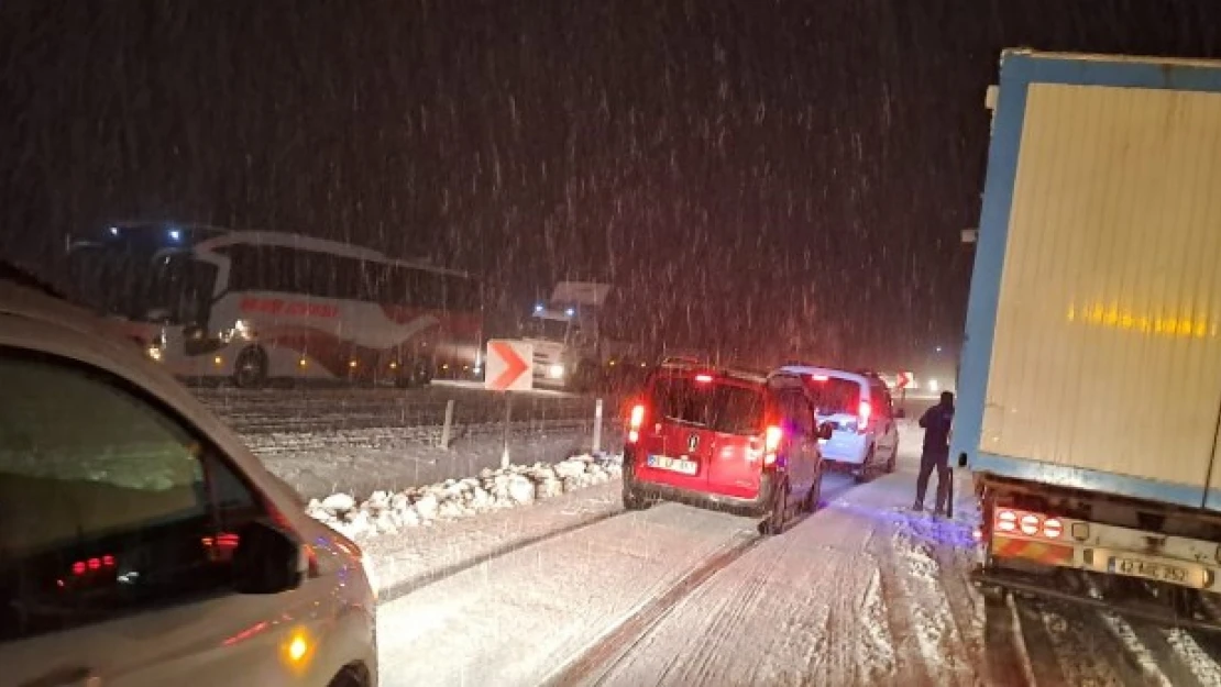 Malatya-Kayseri yolu kısmen trafiğe kapandı