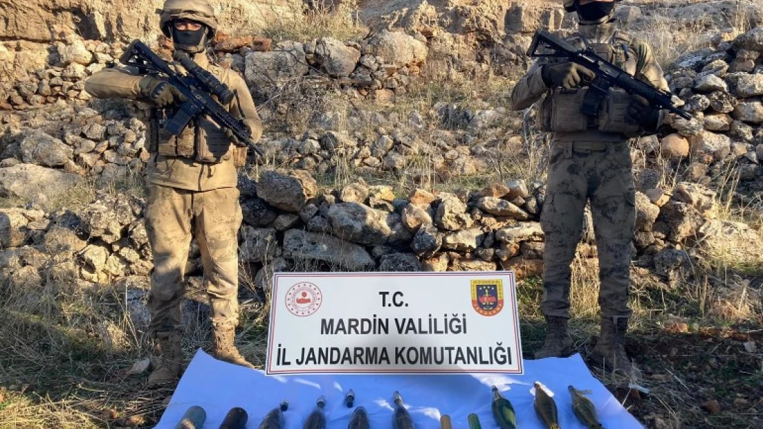 Mardin'de PKK'nın patlayıcı ve malzeme depolarına ağır darbe