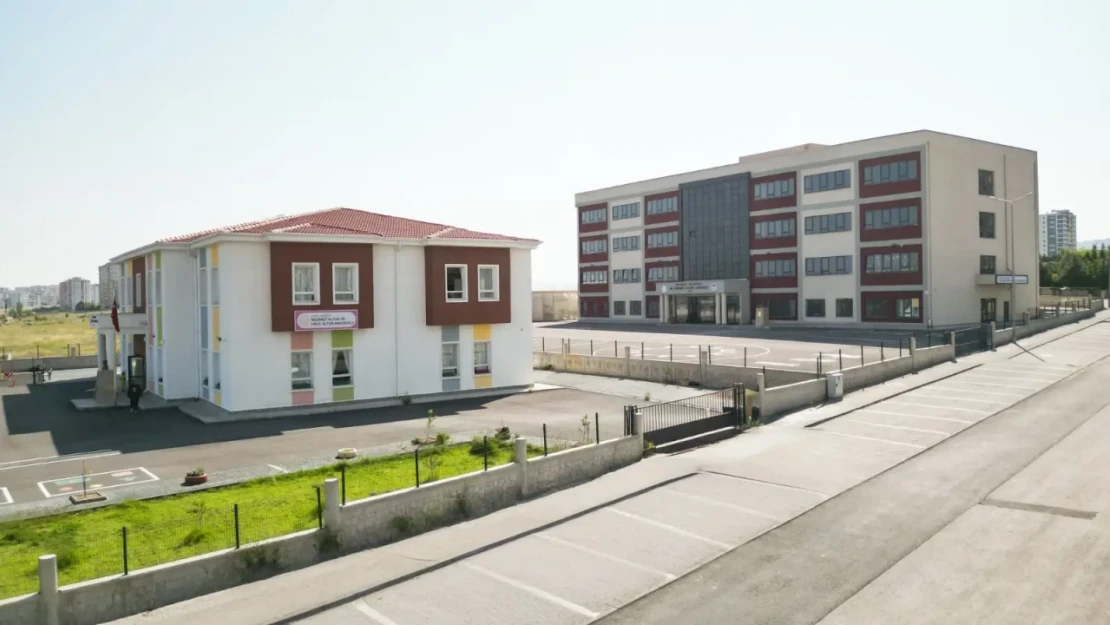 Melikgazi Belediyesi'nin eğitime kazandırdığı 3 okul için toplu açılış töreni yapılacak