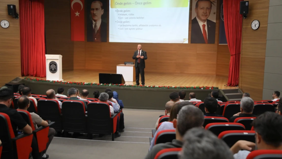 MELİKGAZİ BELEDİYESİ PERSONELİNE PROTOKOL EĞİTİMİ