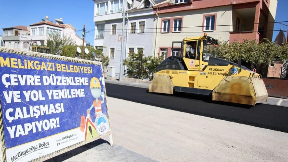 Melikgazi'de asfalt çalışmalarına son sürat devam