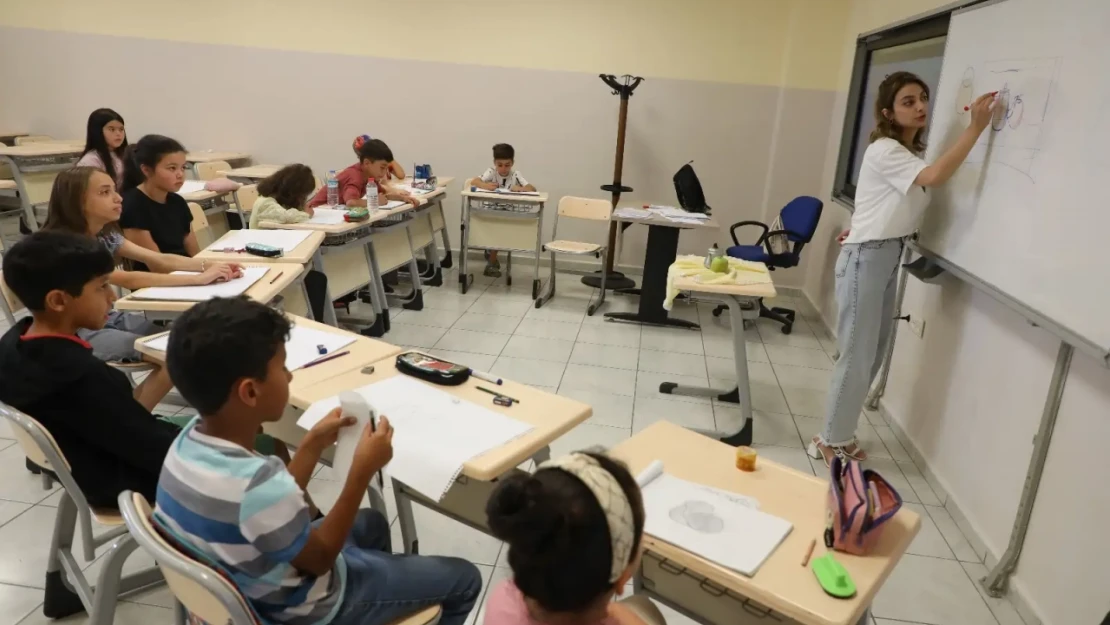 Melikgazi'de gençler ve çocuklar dolu dolu bir yaz geçirecek