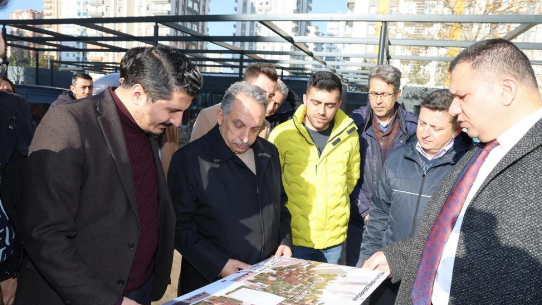 Mevlana Meydanı Ağaçlandırılıyor
