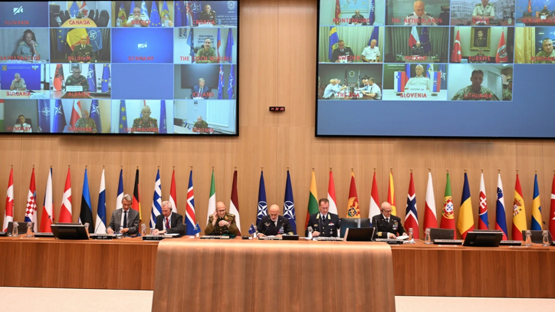 NATO Genelkurmay Başkanları Ukrayna Gündemiyle Toplandı