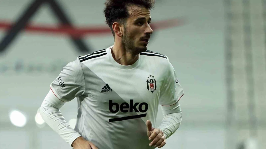 Oğuzhan Özyakup, futbolu bırakma kararı aldı