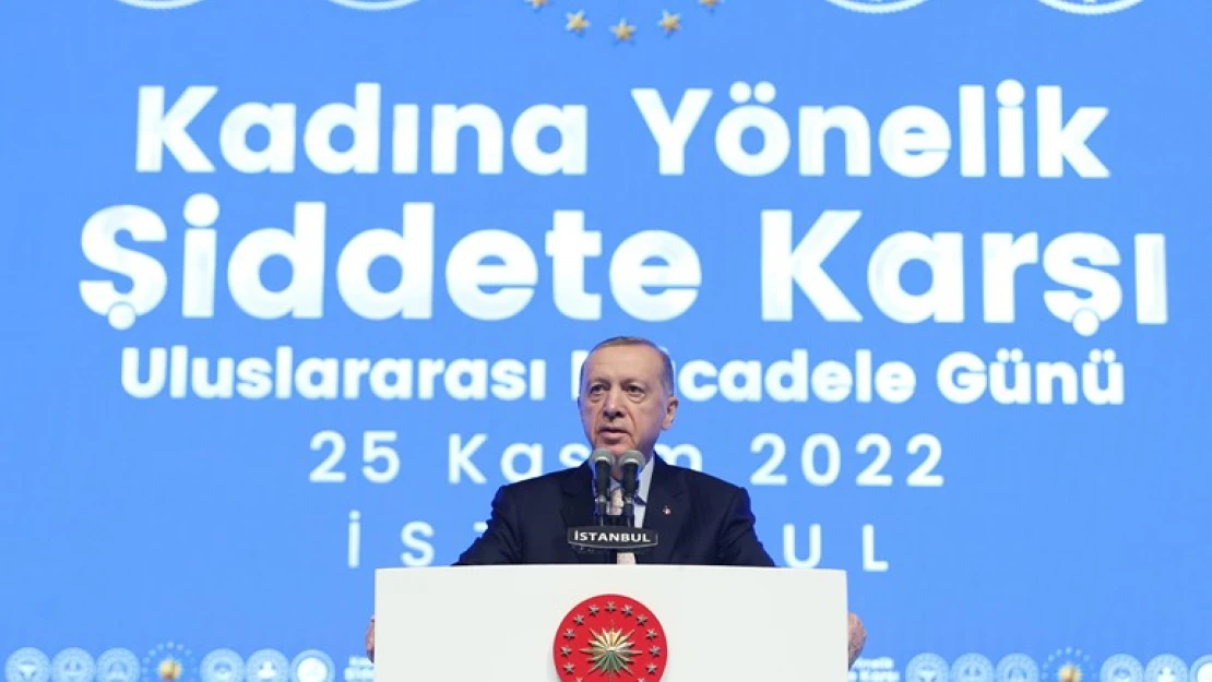 Parlamentoya girip, teröristlerle kol kola girip Kandil'de dolaşanlar bu milletin oylarının temsilcisi olamaz