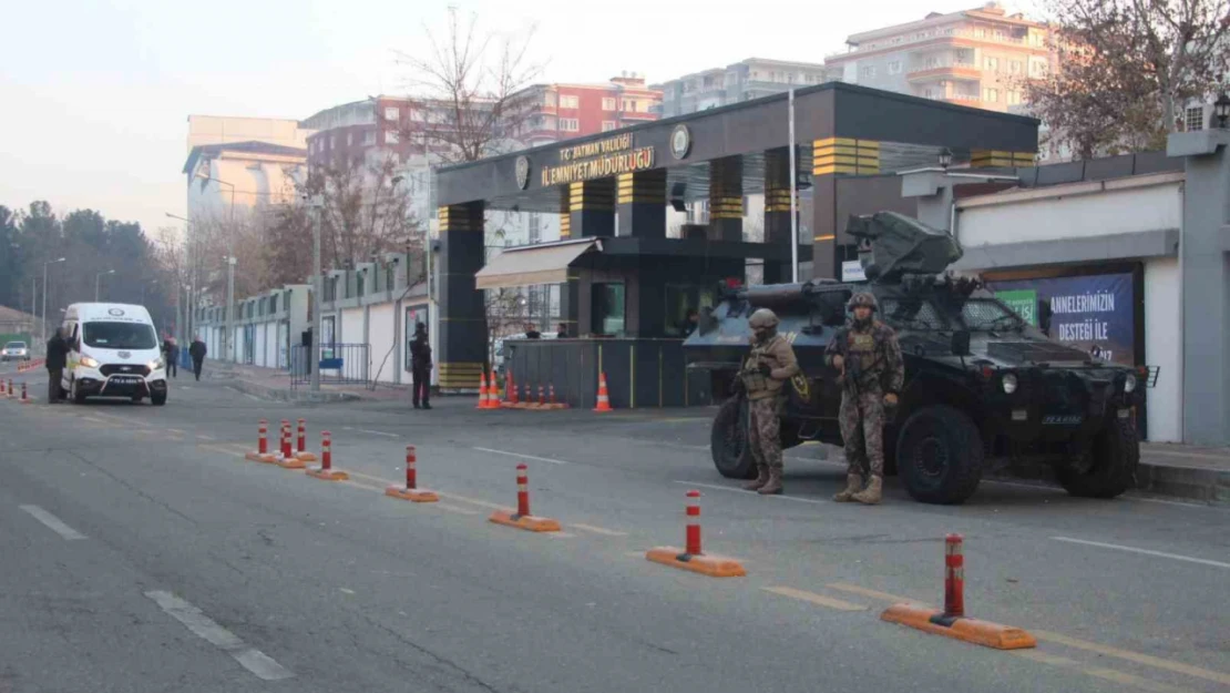 PKK'dan kaçan 1 terörist teslim oldu