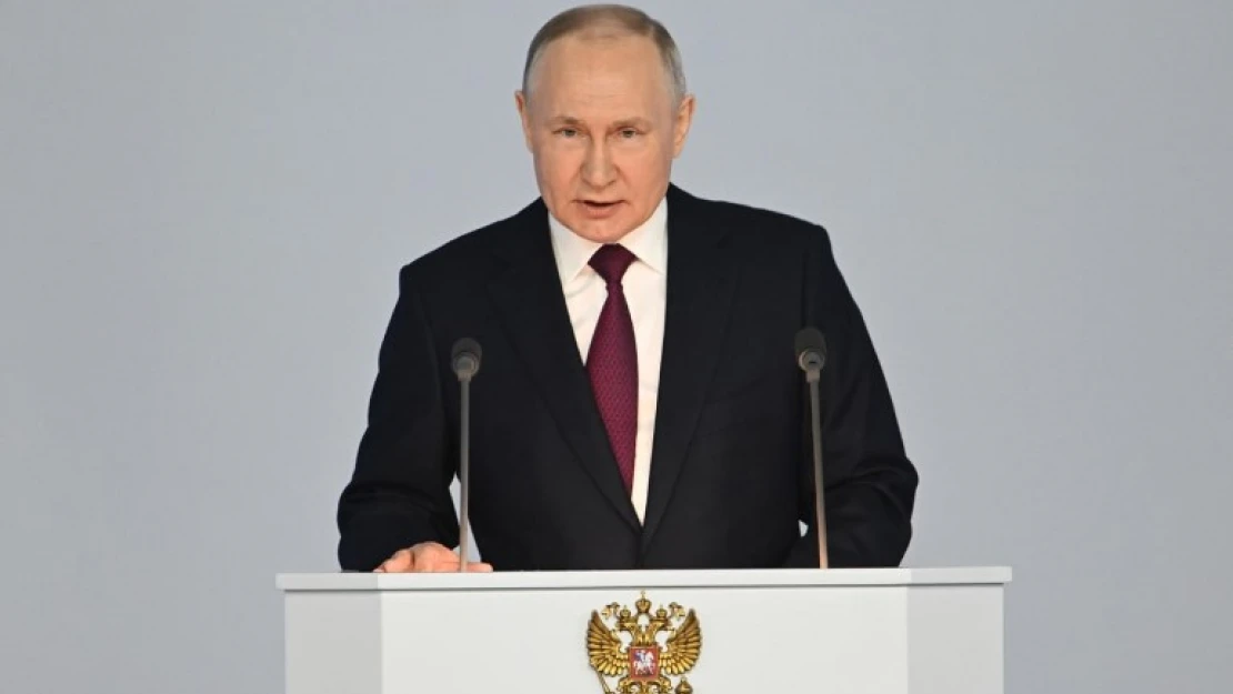 Putin: Yeni START anlaşmasına katılımımızı askıya alıyoruz