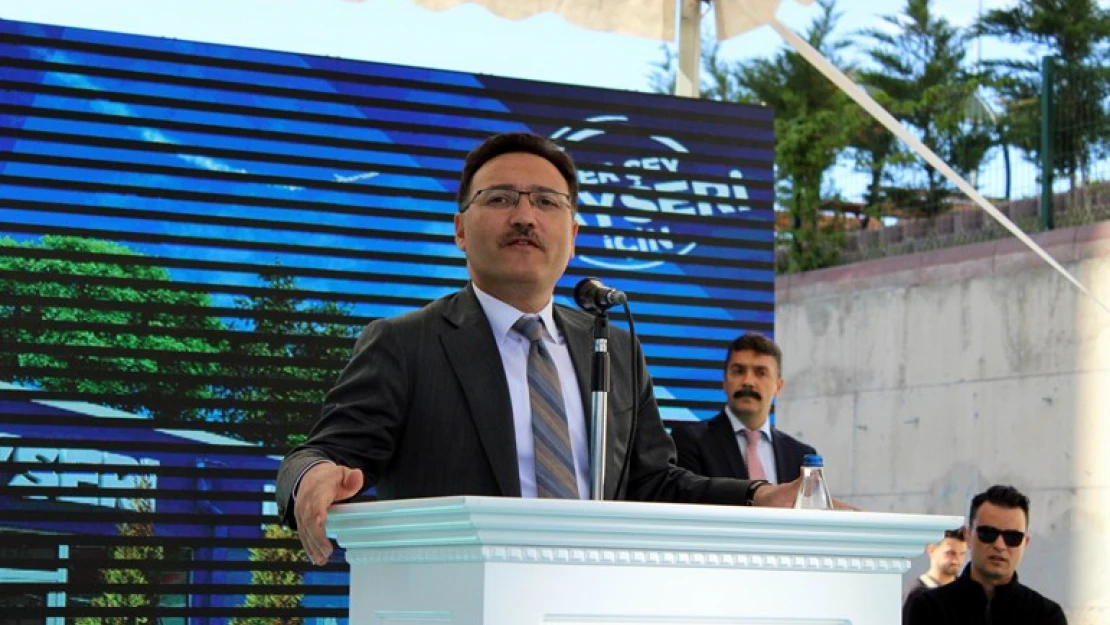 &quot3 gündür belediyelerin yaptığı yatırımların büyüsü altındayım"