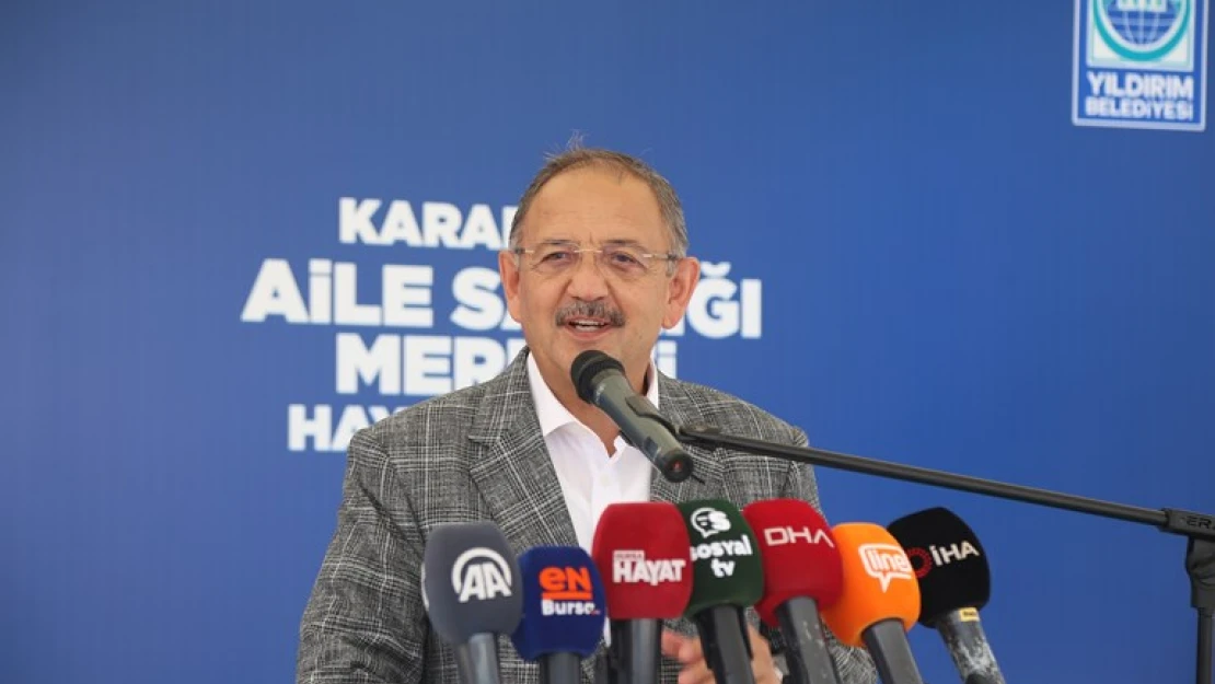 &quotKasabaları idare edemeyecek adamlar, cumhurbaşkanı adayıyım diye tafra satıp geziyorlar"