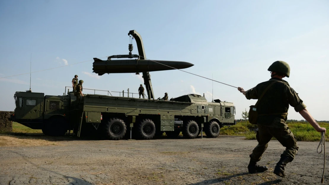 Rus parlamentosundan nükleer denemeleri yasaklayan anlaşmadan çekilmeyi içeren yasa tasarısına onay