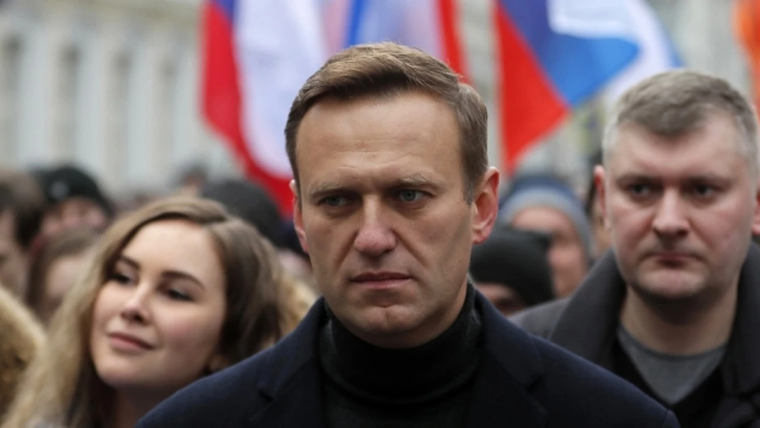 Rusya Federal Cezaevi Servisi, tutuklu Rus muhalif lider Alexei Navalny'nin hayatını kaybettiğini duyurdu.