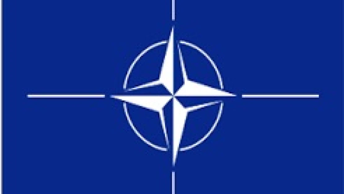 Rusya NATO'ya bağlı uluslararası askeri birliklerin de olduğu ifade edilen üs bölgesi, vurdu