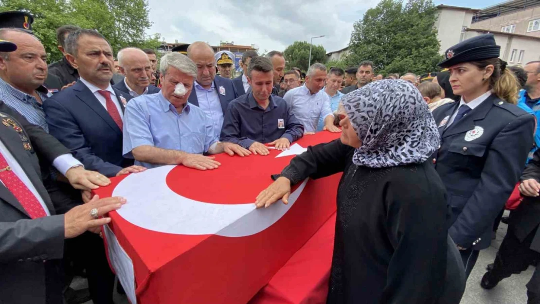 Şehit Jandarma Uzman Çavuş Ceylan, Çanakkale'de son yolculuğa uğurlandı