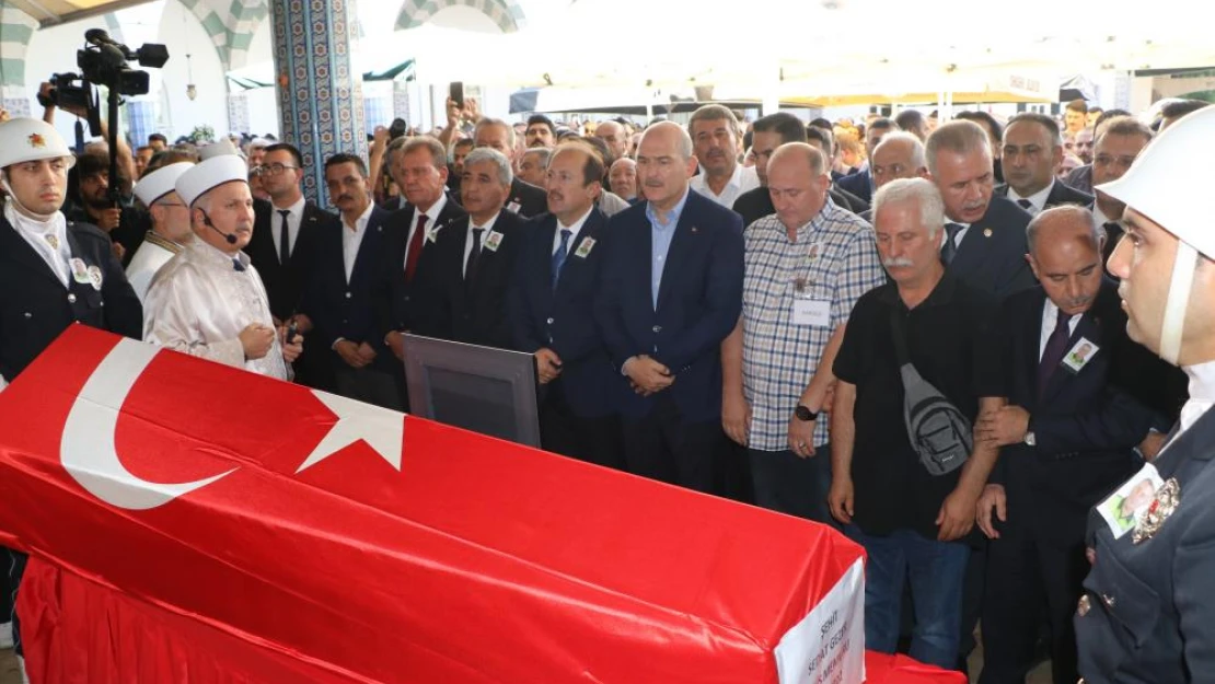 Şehit polis memuru törenle son yolculuğuna uğurlandı
