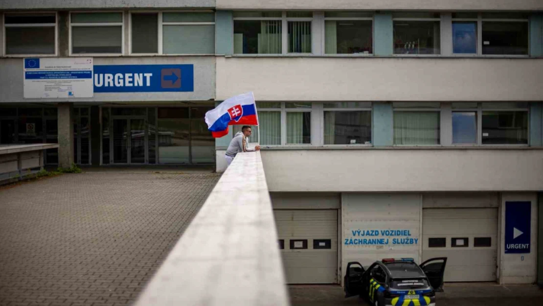 Silahlı saldırıya uğrayan Slovakya Başbakanı Fico, iyileşiyor