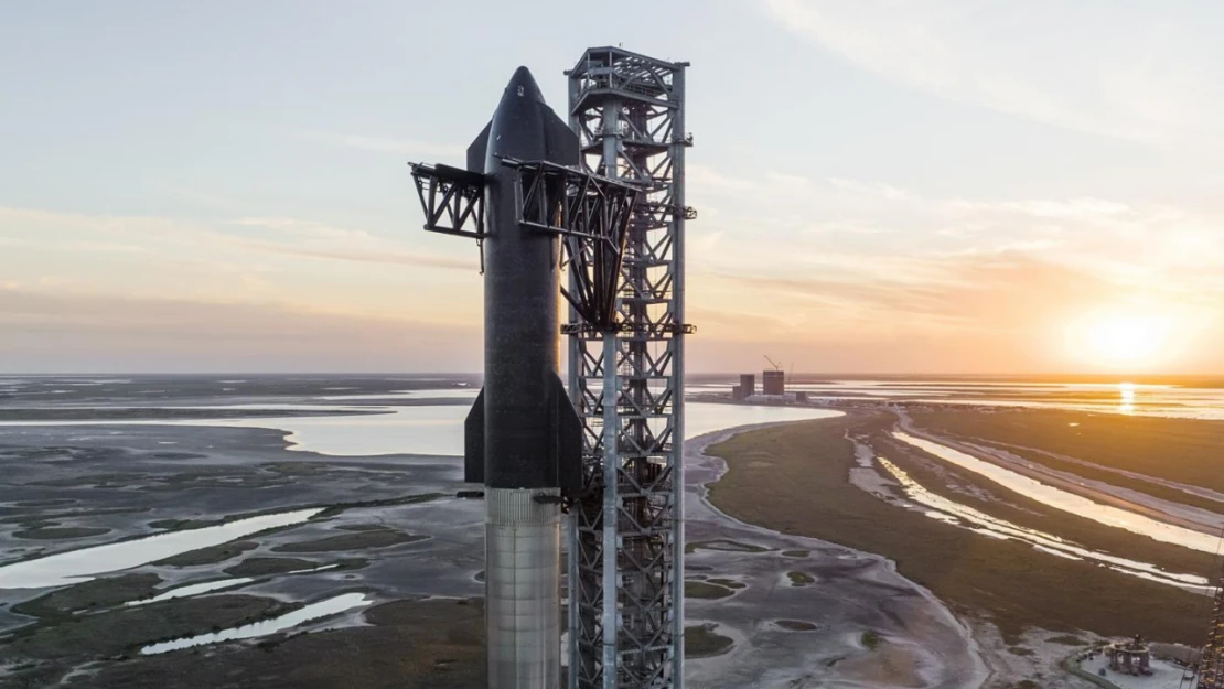 SpaceX'in en güçlü uzay roketi Starship'in fırlatma denemesi erteledi
