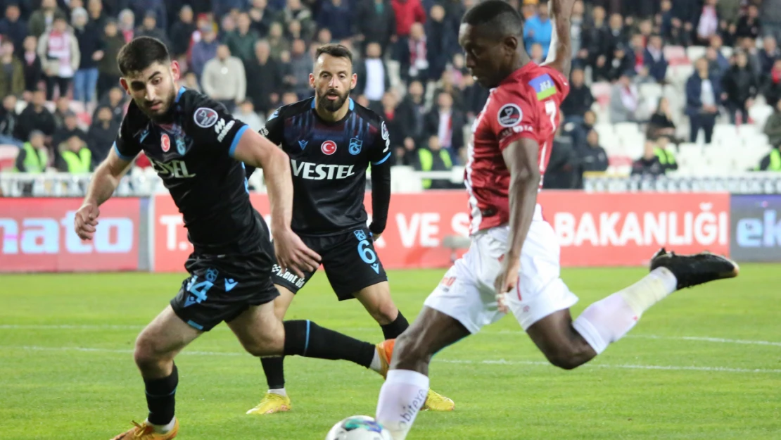 Spor Toto Süper Lig: DG Sivasspor: 4 - Trabzonspor: 1