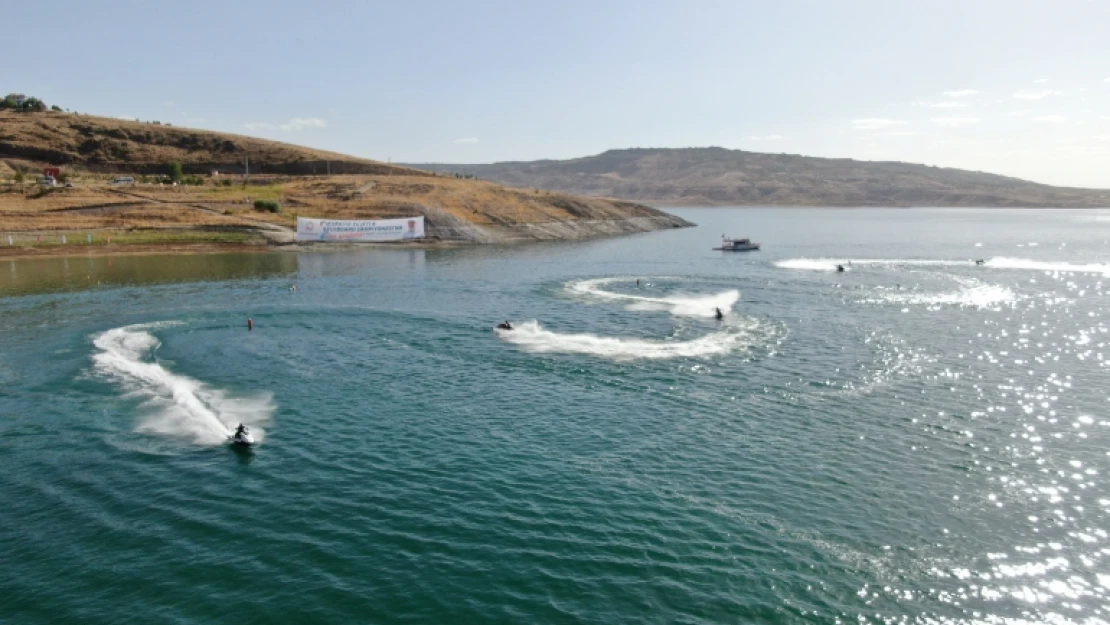 Su Jeti ve Flyboard Şampiyonası Finali nefes kesti