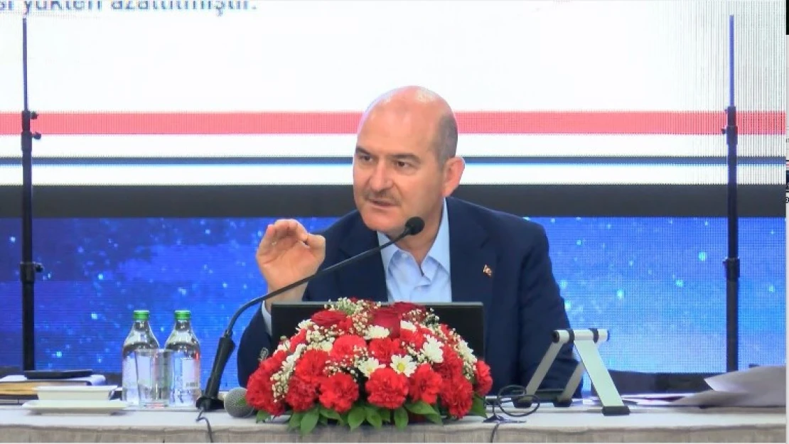 Süleyman Soylu: 'Sınır duvarlarını doğuda yapmasaydık, sınırlarımızda biriken toplam 8 milyon insan daha Türkiye'ye gelecekti'