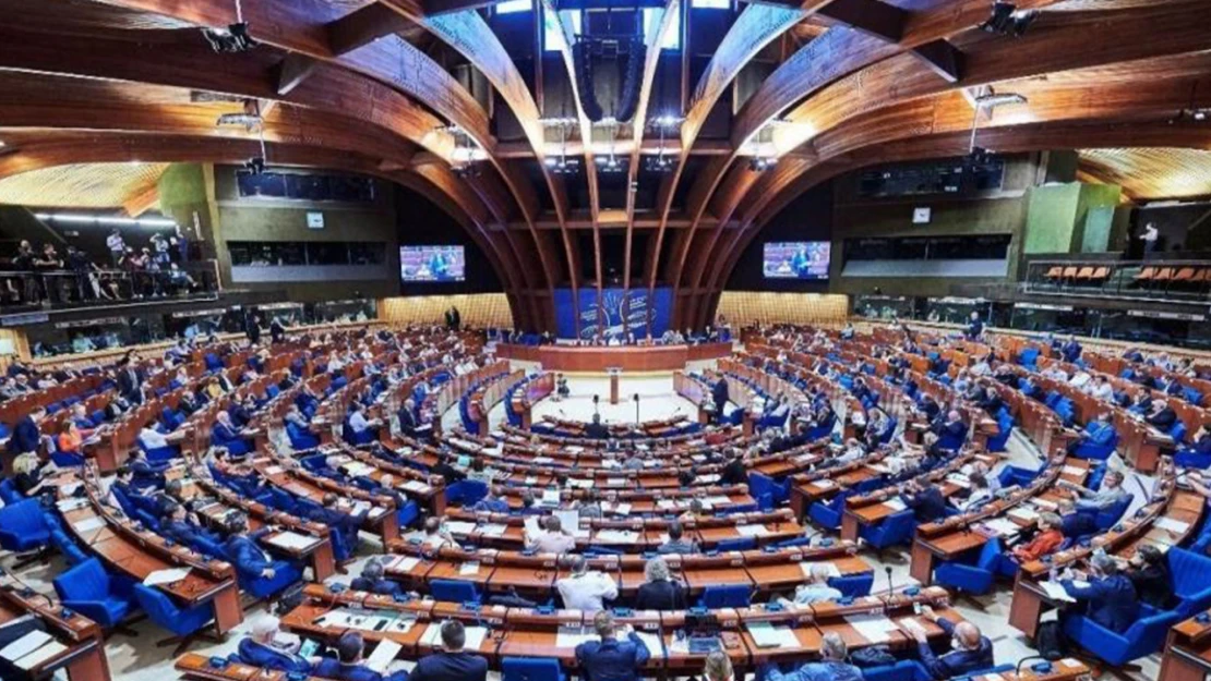 Suriye'ye yönelik tüm ekonomik yaptırımları kaldırma kararı alındı
