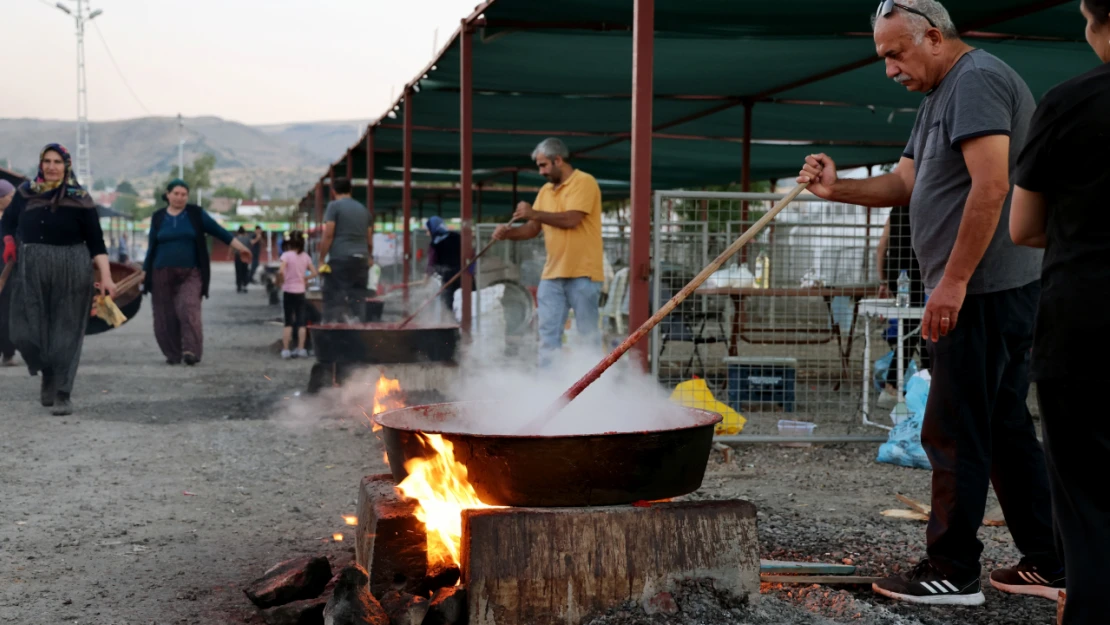 Talas'ta piknik havasında kış hazırlıkları