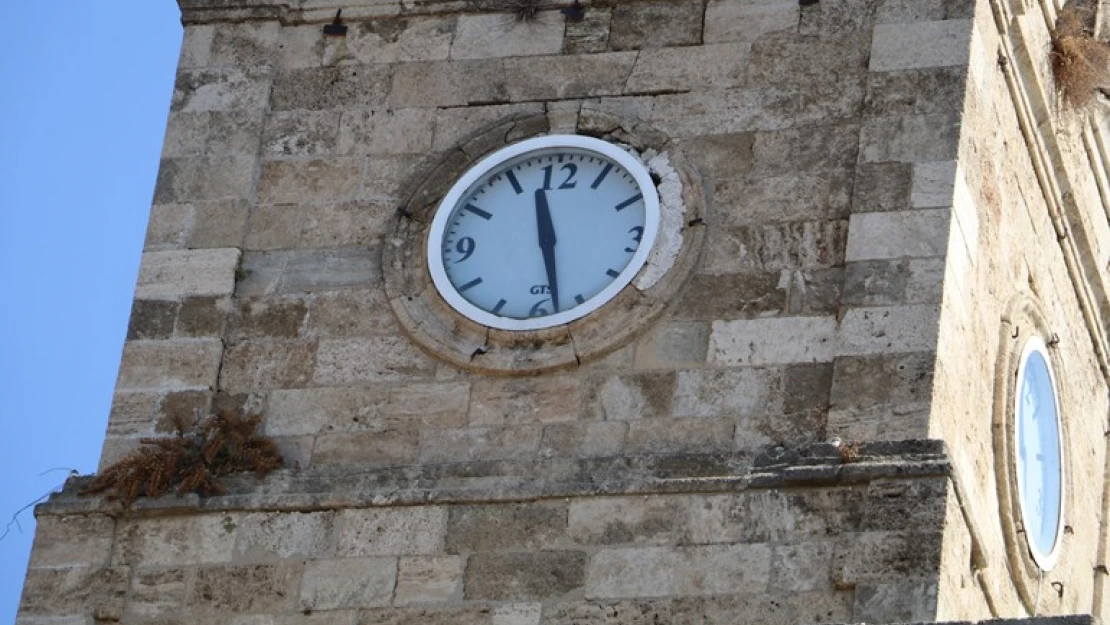 Tarihi saat kulesinin orijinal saatinin kayıp