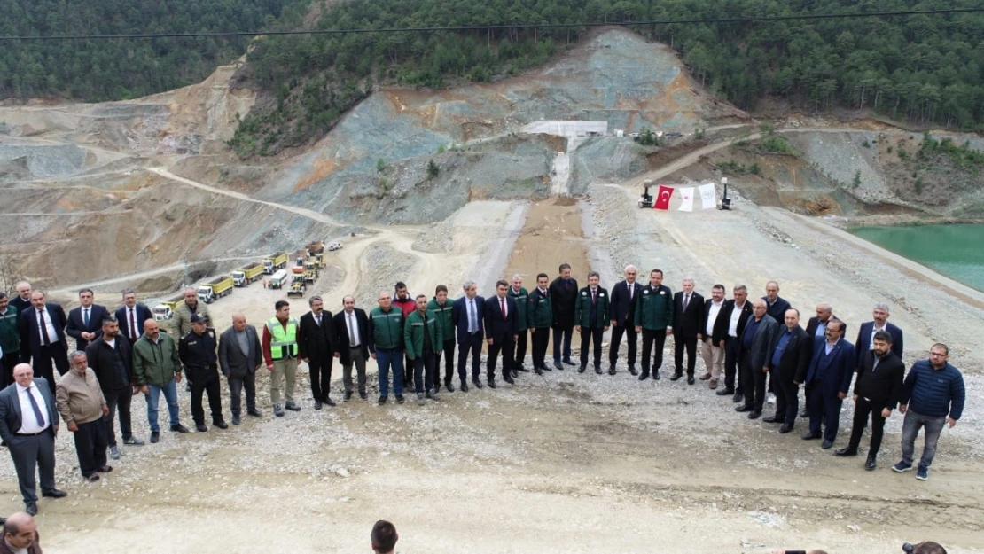 Tarım Orman Bakan Yardımcıları Tosya-Akbük Gölet'inde incelemelerde bulundu