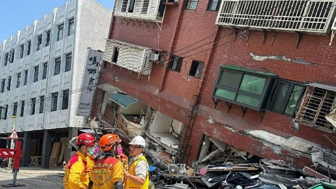 Tayvan'da 7.2 büyüklüğünde deprem: 7 ölü, 711 yaralı