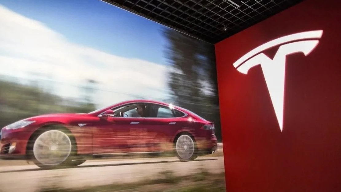 Tesla, Şangay'da üretimini durdurdu